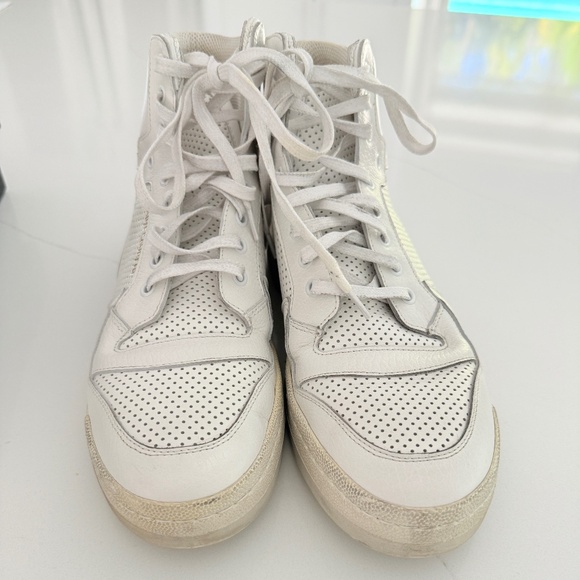 Saint Laurent Women's Trainers High Top Sneakers White Leather - Picture 1 of 7
